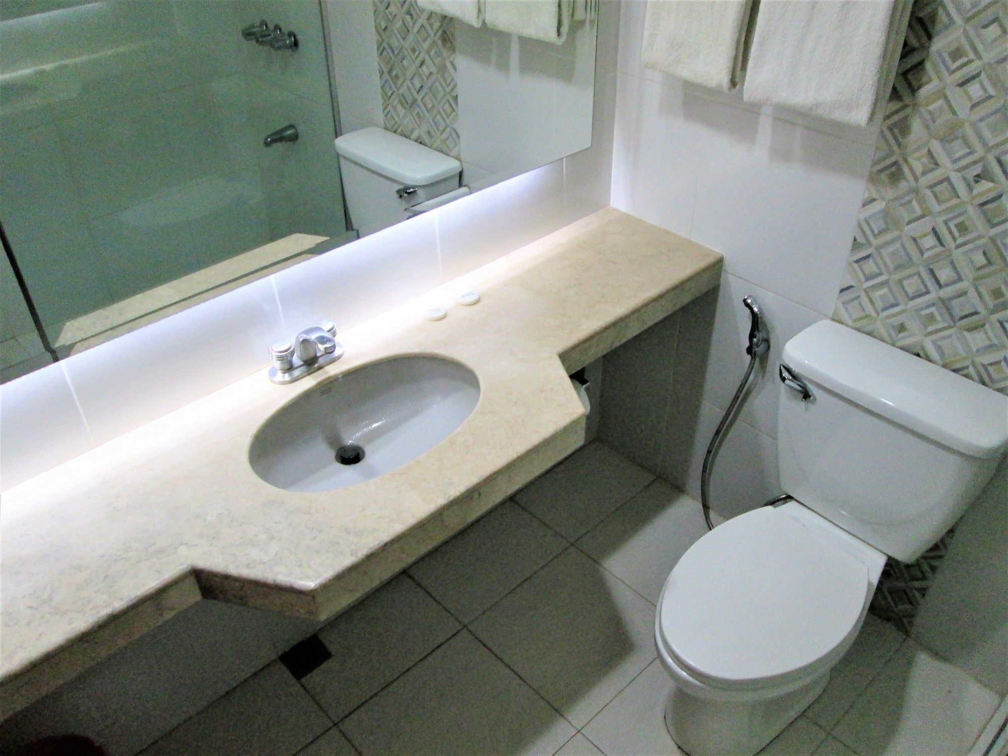 קגיאן דה אורו Grand City Hotel Inc. מראה חיצוני תמונה